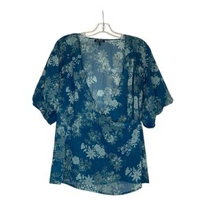 Daisy Fuentes Blue floral sheer‎ blouse Womens 1X short puff sleeves wrap style
